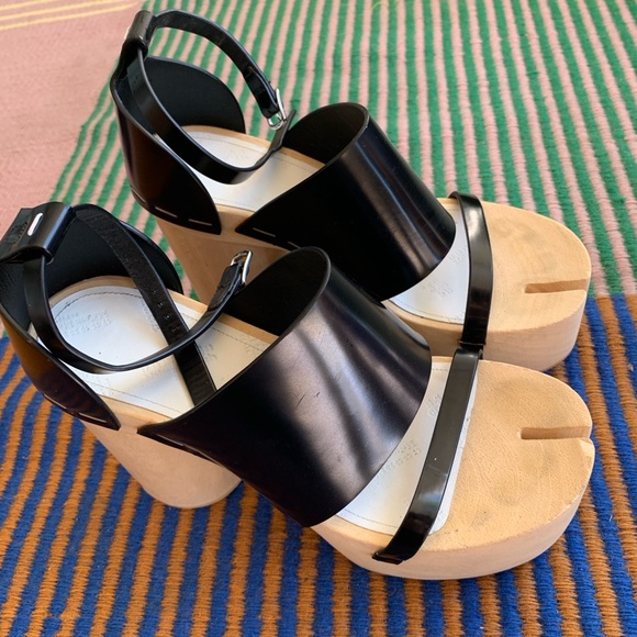 Maison Martin Margiela Tabi Platform Sandals - Picture 1 of 5